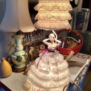 Vintage Fancy Lady Table Boudoir Lamp Lace Ruffles Skirt & Shade 3 Way Light